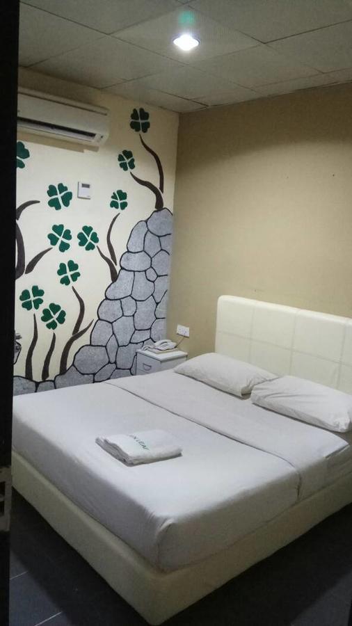 Golden Leaf Boutique Hotel Johor Bahru Esterno foto