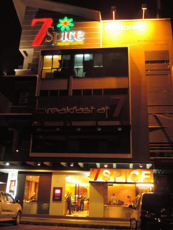 Golden Leaf Boutique Hotel Johor Bahru Esterno foto